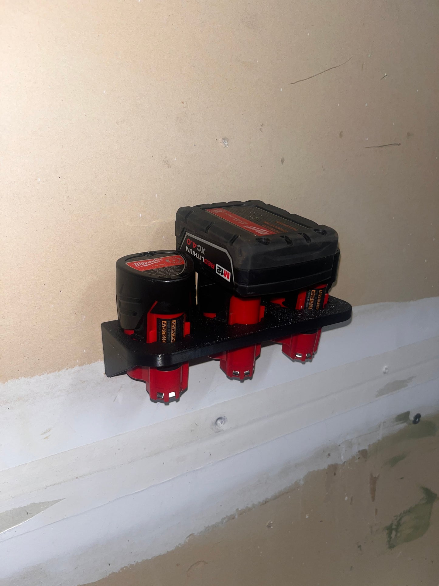 M12 Battery Holder