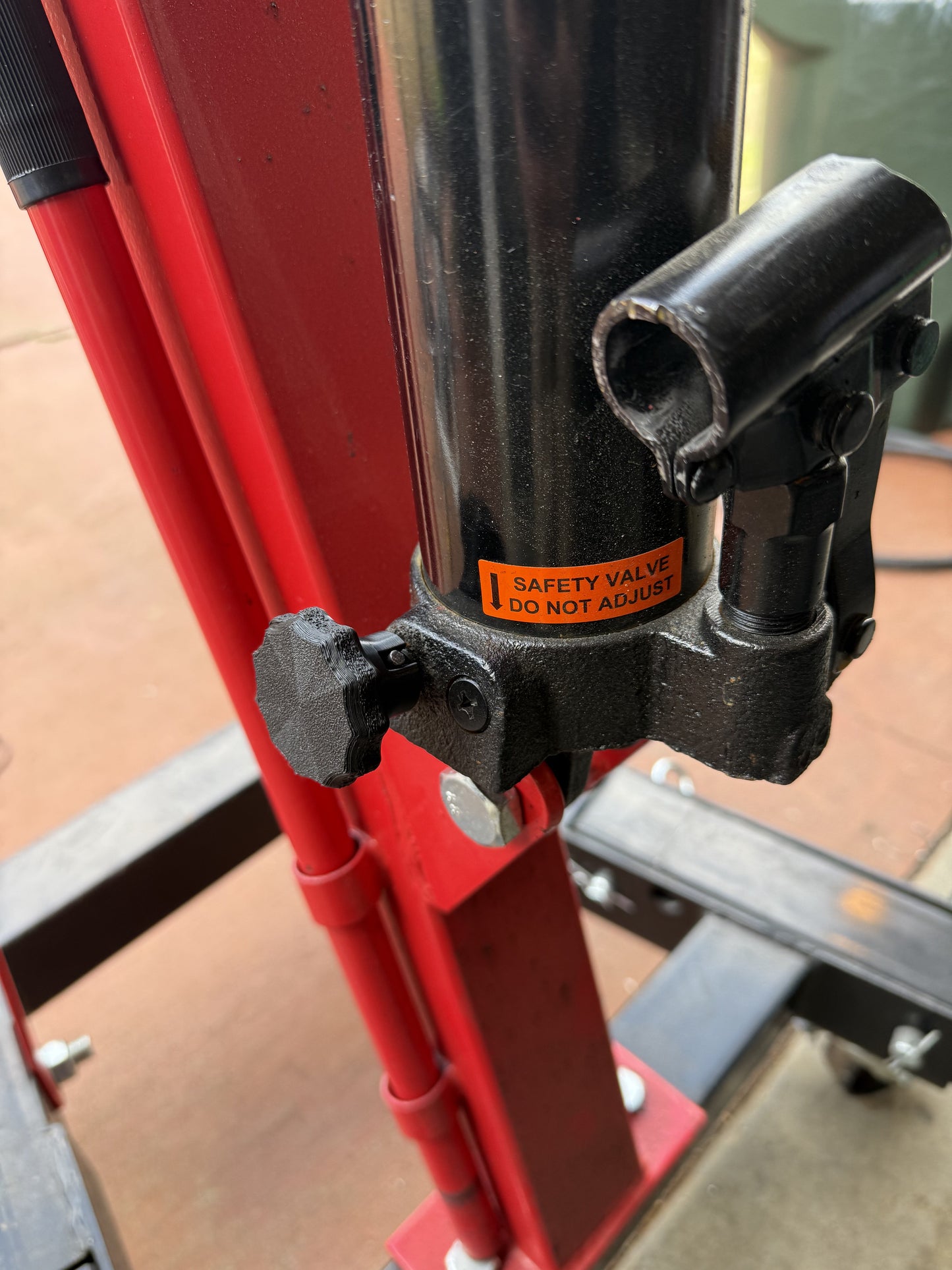 Bottle Jack Thumb Knob