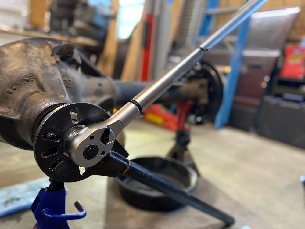 Clearance - Large Universal Pinion Tool Yoke Holder – Heavy-Duty Differential Setup Tool