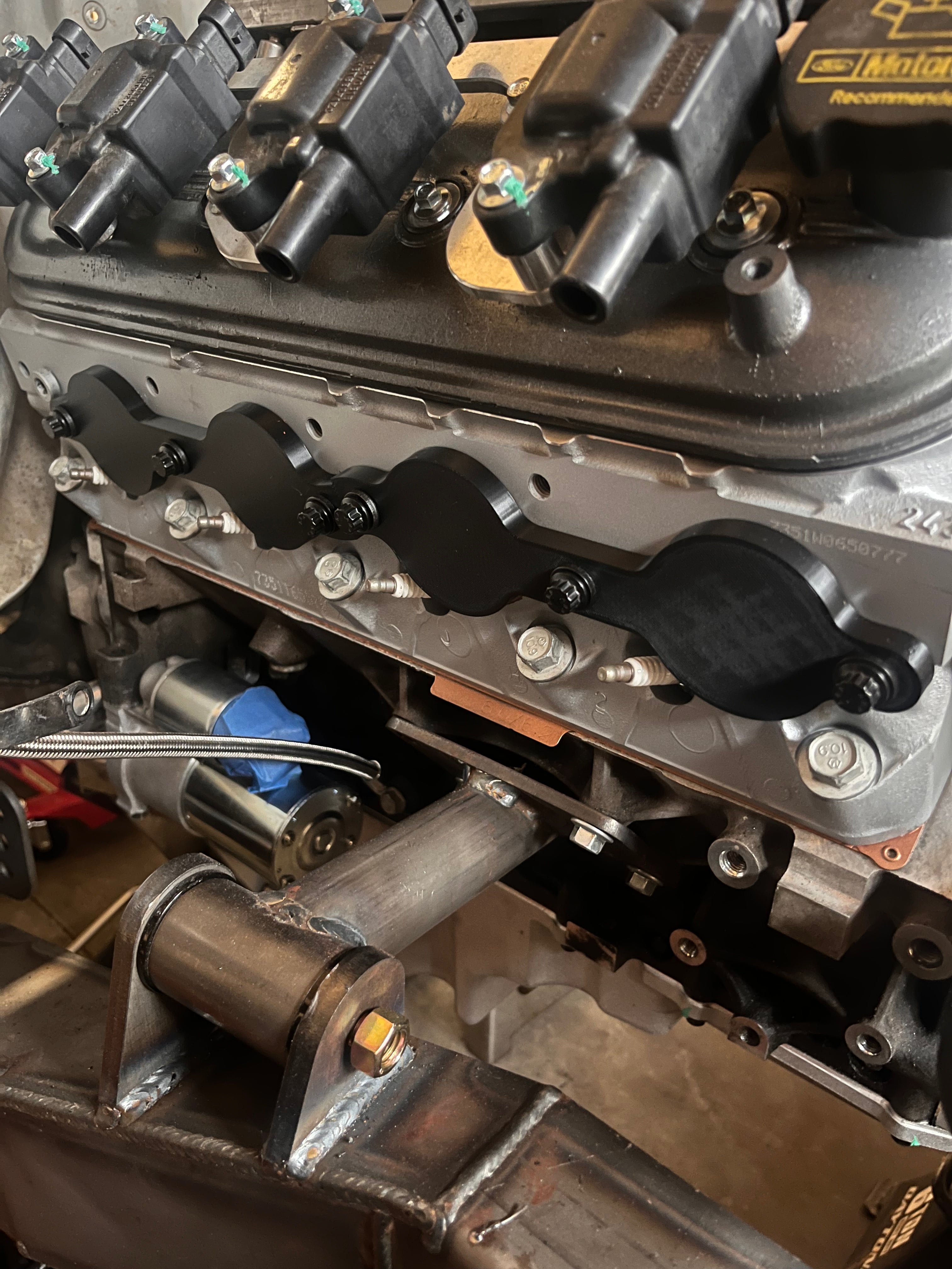 LS Engine Exhaust Port Blockoff – 4Link4WD