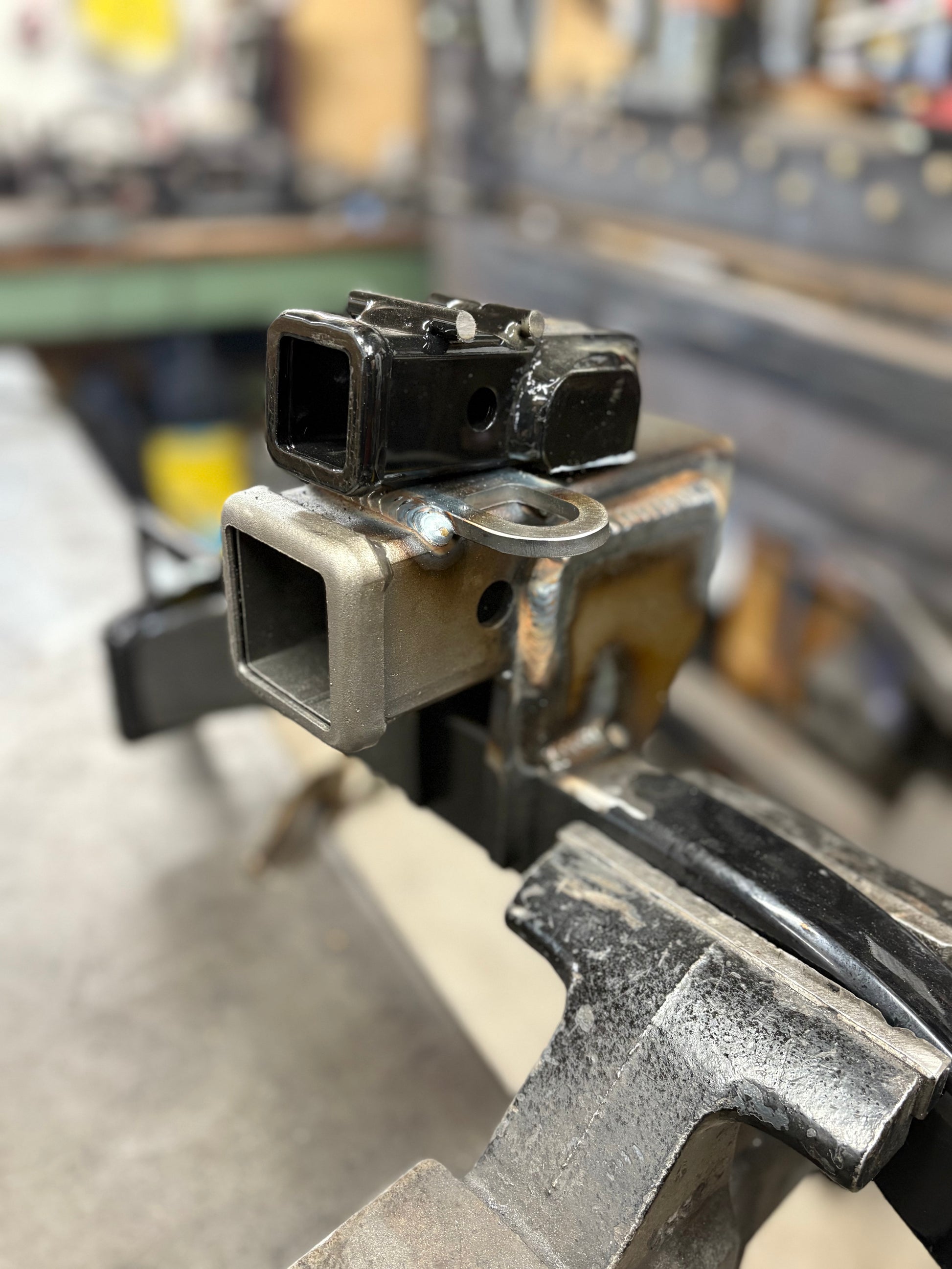 Comparison of 1.25" hitch receiver and upgraded heavy duty 2" receiver. 