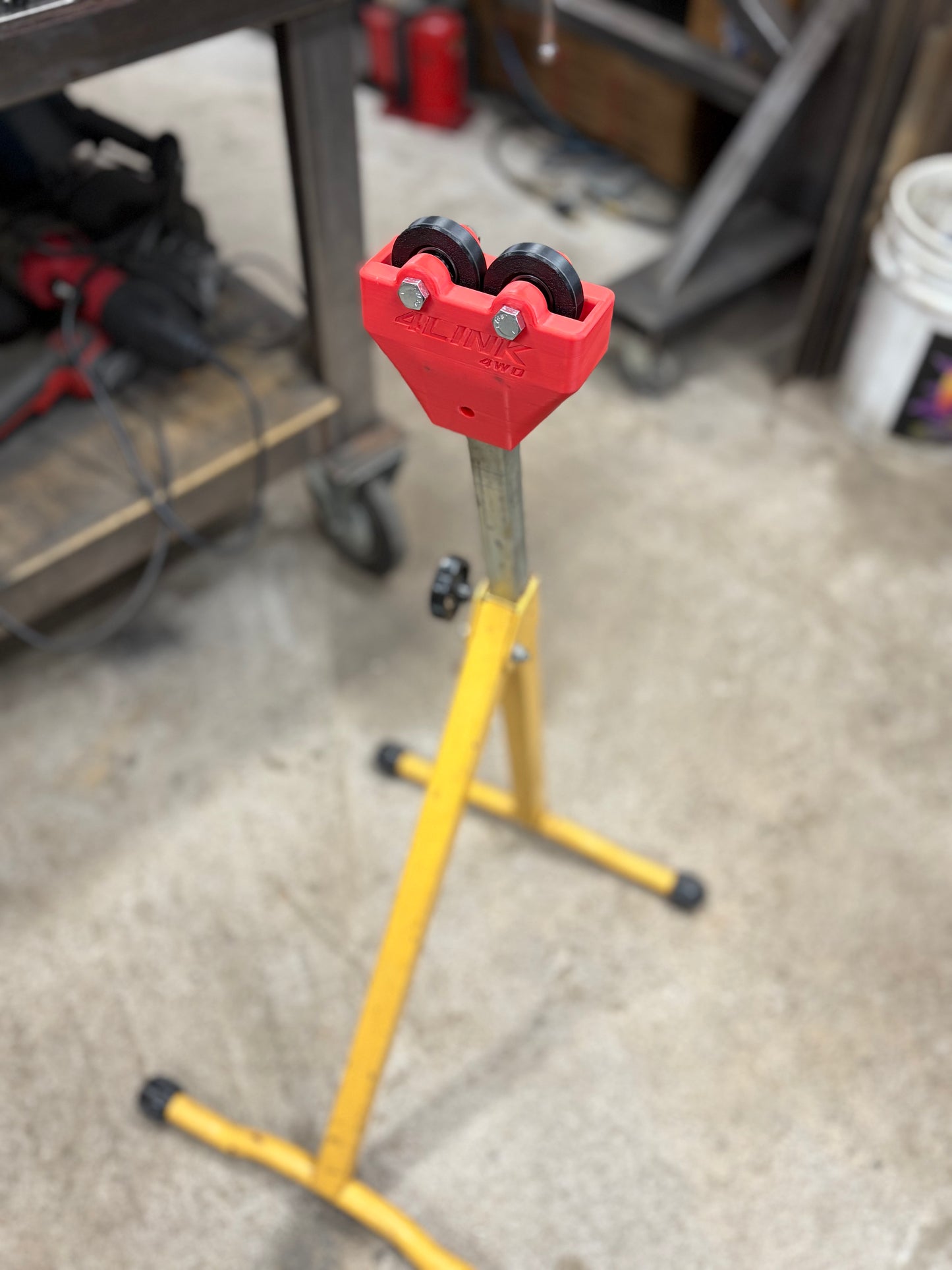 Pipe & Tubing Roller Attachment – Fits 1" Square Roller Stands | 4Link4WD