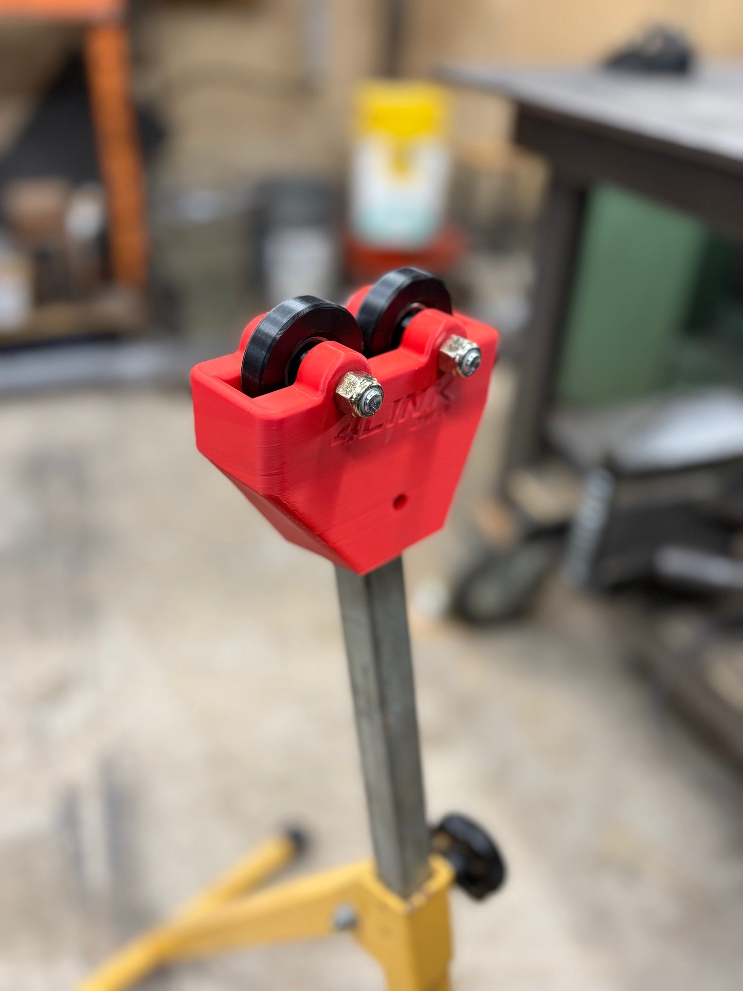 Pipe & Tubing Roller Attachment – Fits 1" Square Roller Stands | 4Link4WD