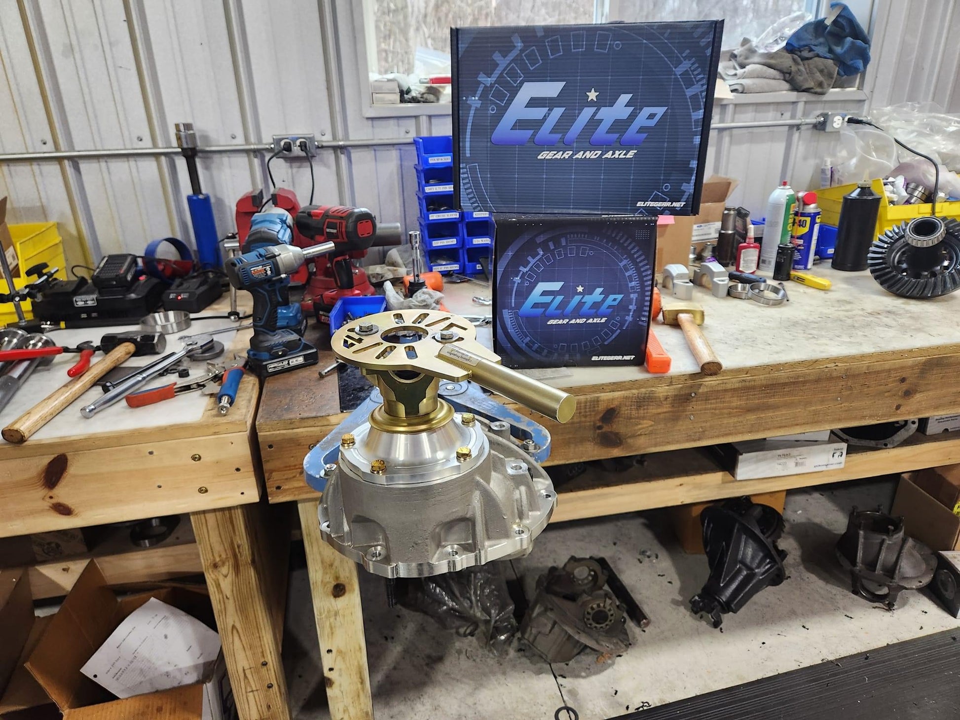 4Link4WD small pinion tool being used on high performance 3rd member differential housing. 