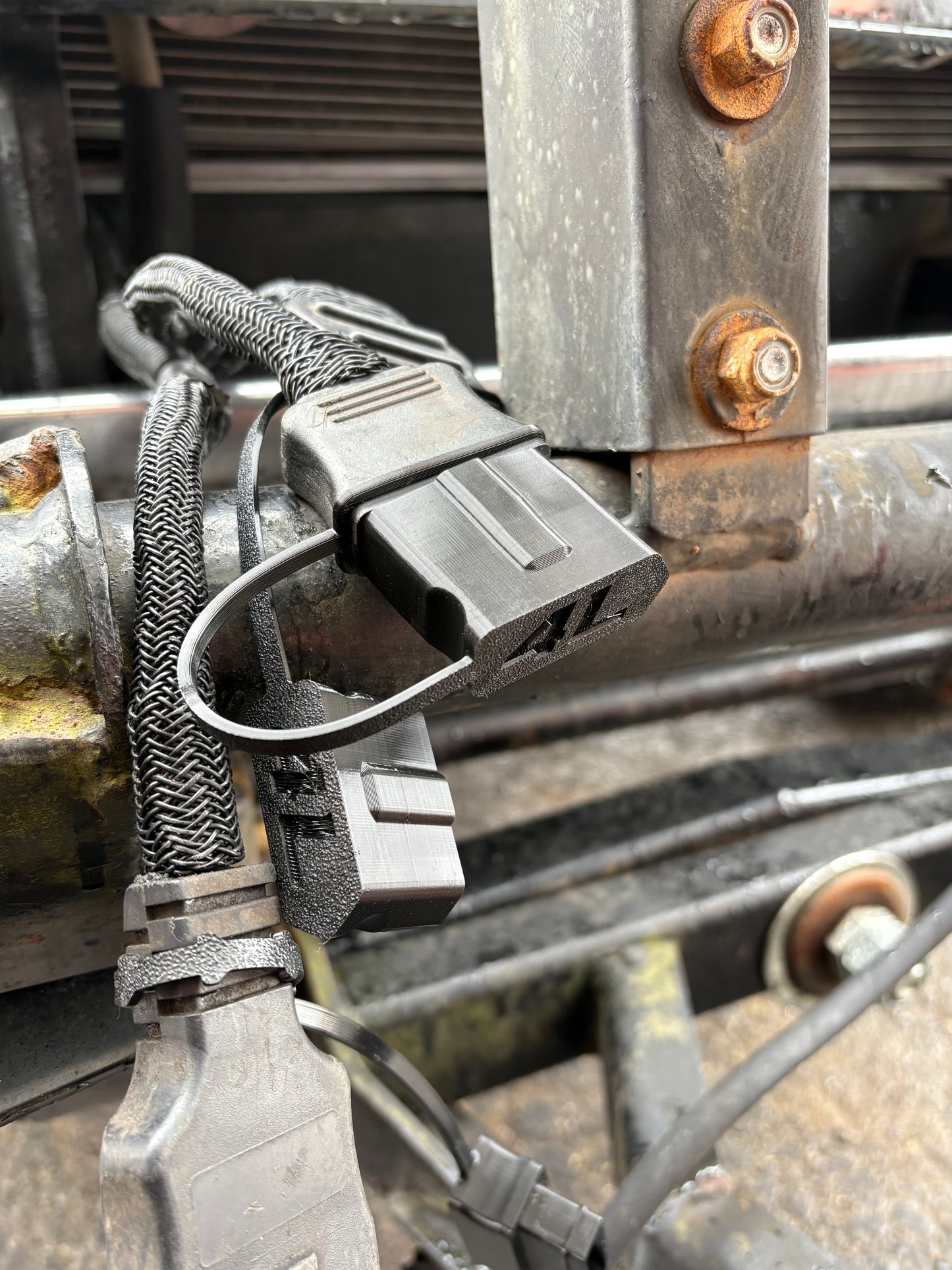 Snow Plow Electrical Connector Covers – Western & Fisher (Male & Female) | 4Link4WD